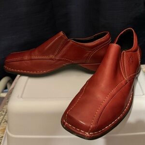 Pikolinos red leather shoes, in excellent shape.